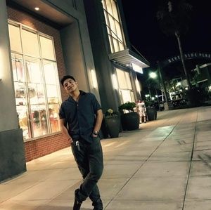 Meet your Posher, Christopher